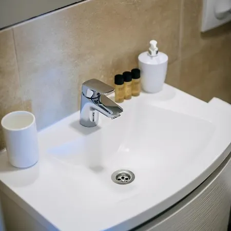 Sea Pearl By Duhomes